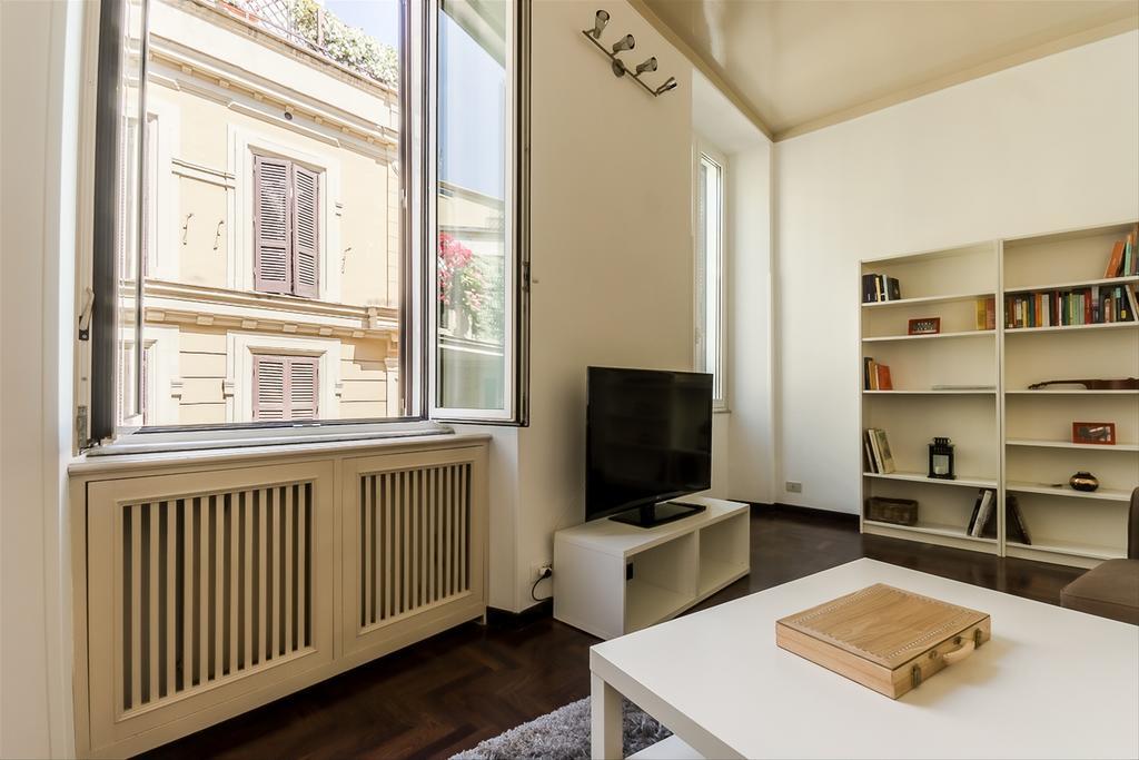 Palazzo Borghese Lovely Flat Apartamento Roma